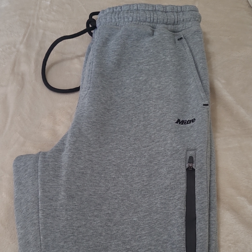 Mitre Men's Gray Joggers with Zipper Pockets
